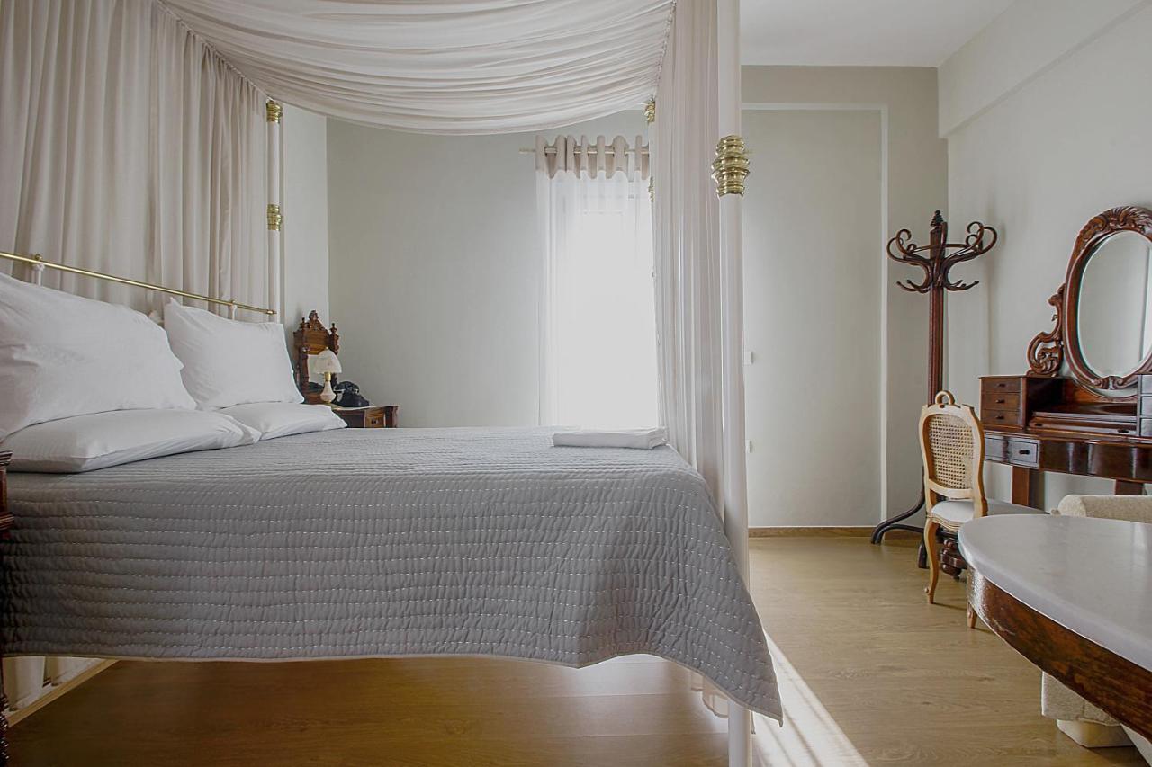 Emilia Luxury Apartments Megas Gialos - Nites Bagian luar foto